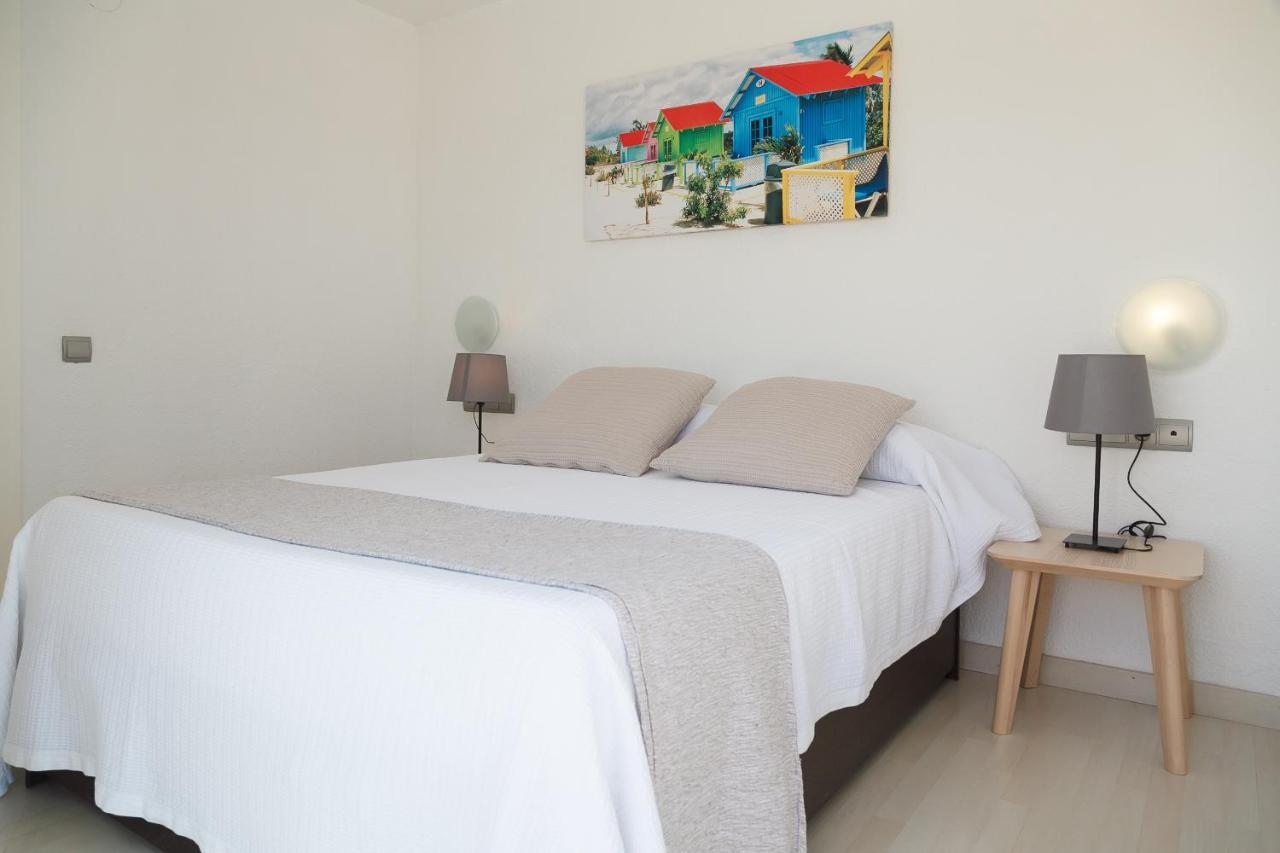 Uhc Acacias Apartments Salou Buitenkant foto